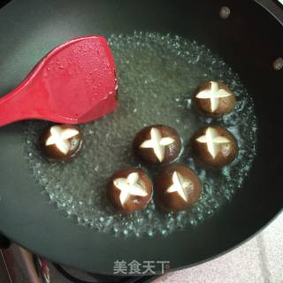 红烧香菇豆腐的做法步骤：4