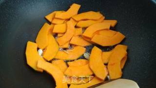 南瓜炒腊肠的做法步骤：7