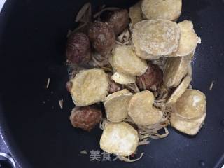肉圆素鸡煲的做法步骤：8