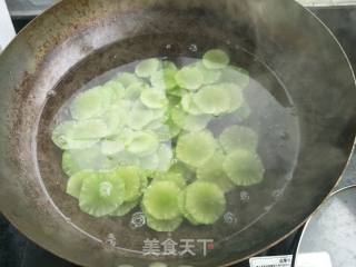白玉菇炒莴苣的做法步骤：6