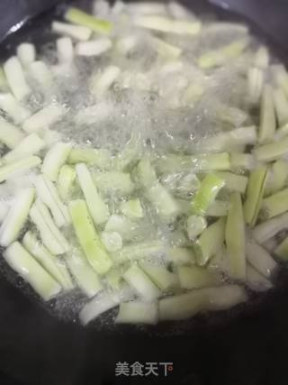 五花肉烧老来少芸豆的做法步骤：5