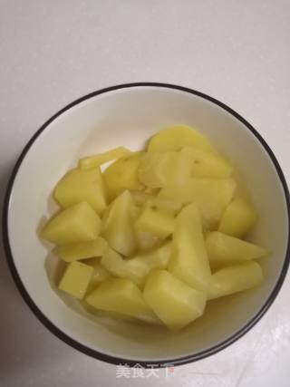 土豆丸子的做法步骤：2