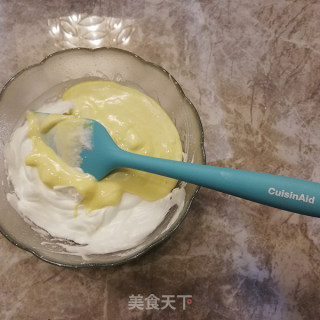 6寸戚风蛋糕（2个鸡蛋法）的做法步骤：10