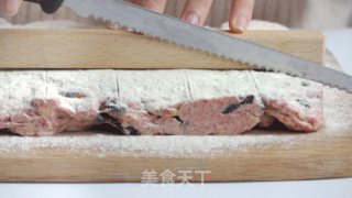 草莓坚果雪花酥的做法步骤：10