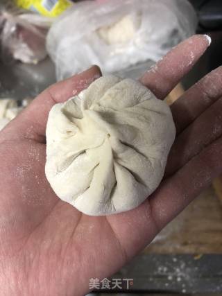 韭菜粉丝肉包的做法步骤：13
