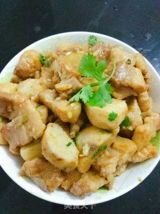 香芋焖五花肉的做法步骤：7
