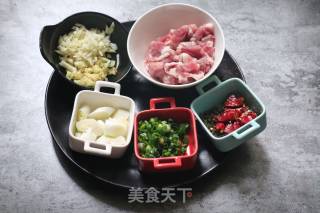 水煮肉片的做法步骤：1