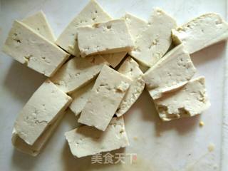 五花肉木耳炒豆腐的做法步骤：5