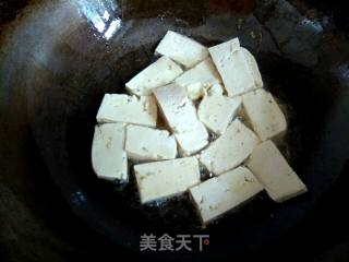五花肉木耳炒豆腐的做法步骤：6