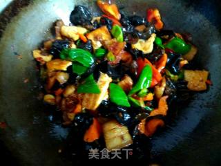 五花肉木耳炒豆腐的做法步骤：14