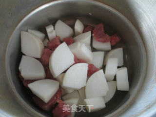 雪菜里脊肉煮萝卜的做法步骤：4