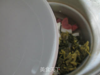 雪菜里脊肉煮萝卜的做法步骤：6
