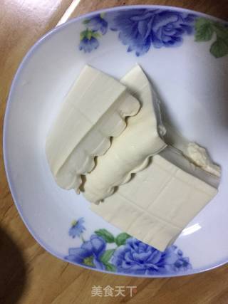孜然豆腐的做法步骤：1