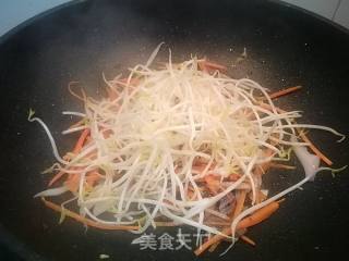 牛肉炒面条的做法步骤：6