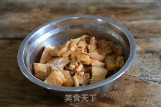 豆瓣青椒炒肉的做法步骤：3