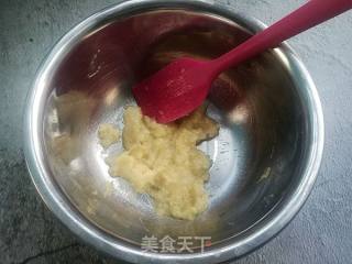 蔓越莓香蕉玛芬的做法步骤：1