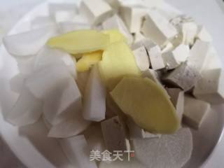 萝卜豆腐排骨汤的做法步骤：3