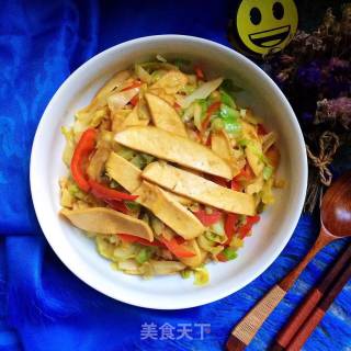 包菜炒香干的做法步骤：7