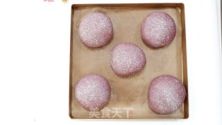 香甜柔软黑色果子面包的做法步骤：11