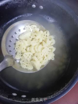 小猪佩奇黑胡椒汁牛肉意大利面的做法步骤：8