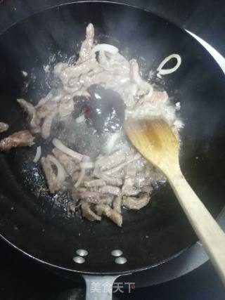 小猪佩奇黑胡椒汁牛肉意大利面的做法步骤：10
