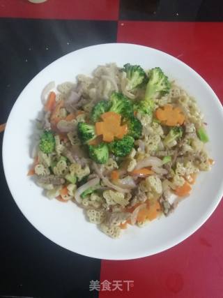 小猪佩奇黑胡椒汁牛肉意大利面的做法步骤：13