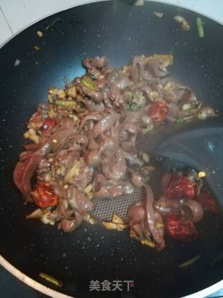 炒猪心的做法步骤：5