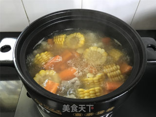 子排山药玉米煲的做法步骤：8