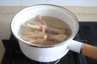 红枣炖鸡爪的做法步骤：5