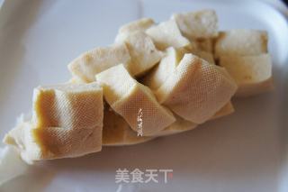 白菜炖冻豆腐的做法步骤：2