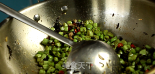 橄榄菜炒四季豆的做法步骤：4