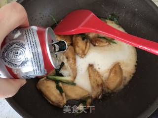 啤酒烧香菇土豆鸡翅的做法步骤：9