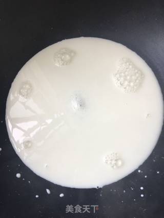 双皮奶的做法步骤：1