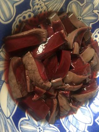 酸辣鸡血的做法步骤：3