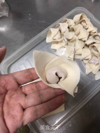 鲜肉小馄饨的做法步骤：12