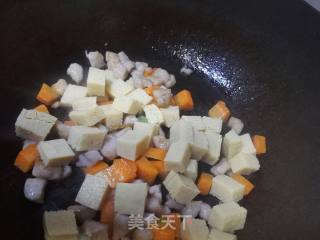 冻豆腐炒三丁的做法步骤：8