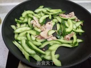 青瓜炒肉片的做法步骤：4