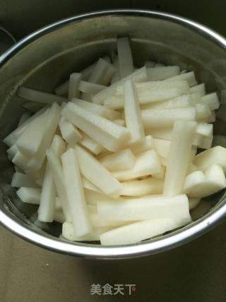 糖醋泡白萝卜的做法步骤：3