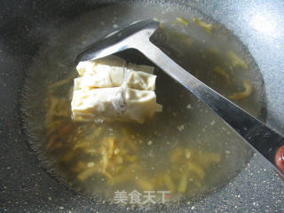 榨菜丝面结煮粉条的做法步骤：3