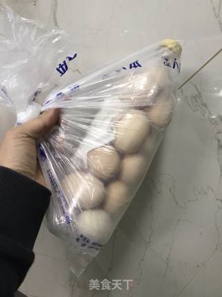 用饮料瓶装鸡蛋的做法步骤：6