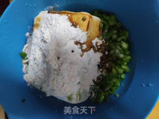 豆腐饼的做法步骤：2