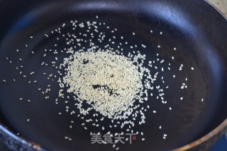 糖醋小丸子的做法步骤：2