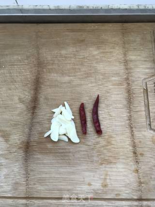 手撕包菜的做法步骤：2