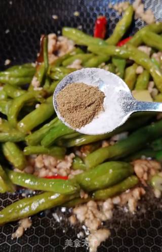 干煸无丝豆角的做法步骤：7