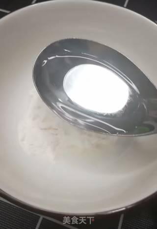 冰花煎饺的做法步骤：2