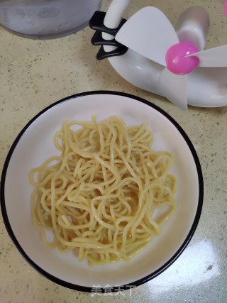 麻婆豆腐拌面的做法步骤：1