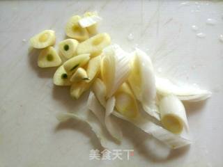 芹菜黄豆芽炒肉的做法步骤：4