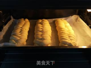 创意花样面包的做法步骤：17