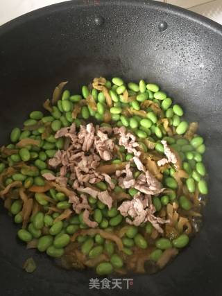榨菜肉丝炒毛豆的做法步骤：6
