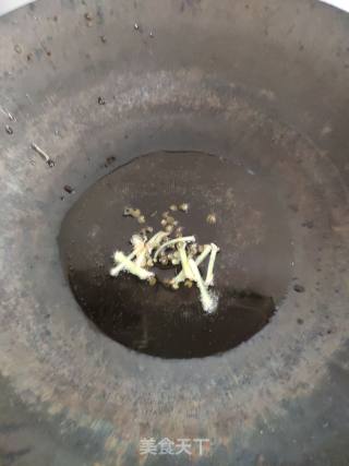 头菜炒粉的做法步骤：4